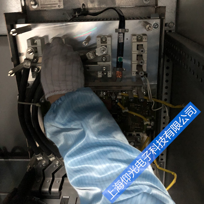 �P��׃�l����Ҋ���ϼ��S�޷���Ԕ��