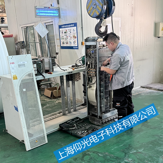 ABB׃�l���^(gu��)���S��ACS800-17-0540-7��(b��o)���@ʾ3211���ϾS��