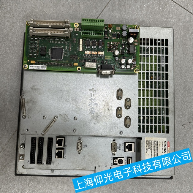 �������T�Ӕ�(sh��)��ϵ�y(t��ng)SINUMERIK 802D SLͨ늟o(w��)����(y��ng)���ϾS�ޮ�(d��ng)���޺�