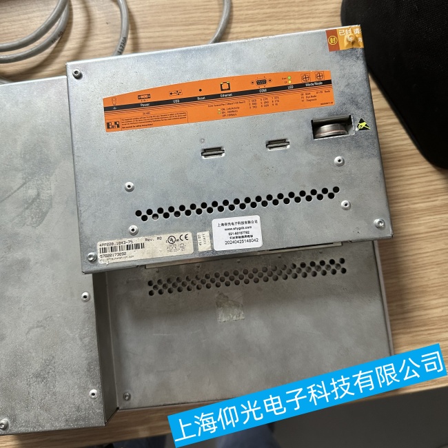 �V�|ؐ���R���ؙC(j��) Panel PC 3100ͻȻ�Ԅ�(d��ng)�P(gu��n)�C(j��)���ϾS�޷���(w��)�ļҺ�