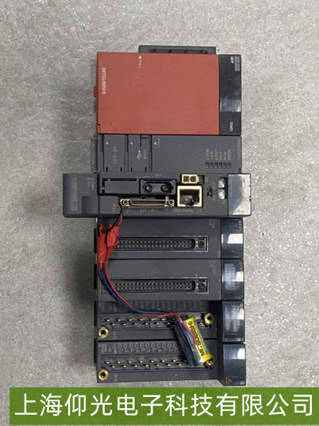 ���� PLC Q61P �Դģ�K�oݔ�����ϾS��